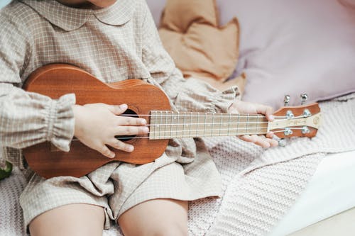 班得瑞《安妮的仙境吉他谱》E调-17吉他（这版本绝了）